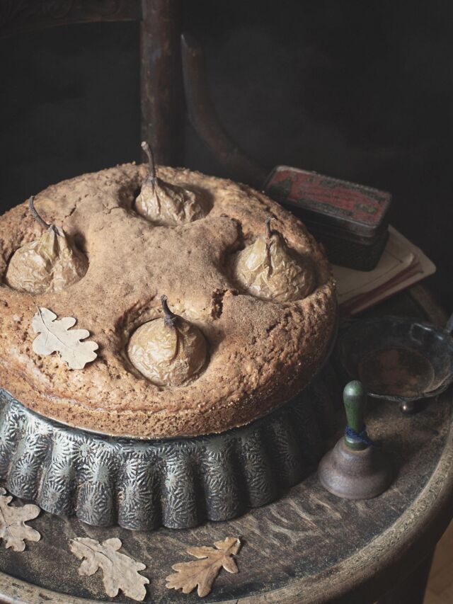 Jesień rozgościła się już na dobre 🍂🍁

Jesienny detal u @kobiecafotoszkola

Domowe wypieki, ciasto z gruszką, wegańskie ciasto, fotografia kulinarna

#fotowyzwanie04 #jesienneklimaty #jesienneliście #wypieki #wegańskiewypieki #wegańskie #ciastozgruszkami #ciastozowocami #cośsłodkiego #dokawy #cosłodkiego #rustykalnie #domowo #domowewypieki #przytulnie #nastrojowo #jesiennie #październik